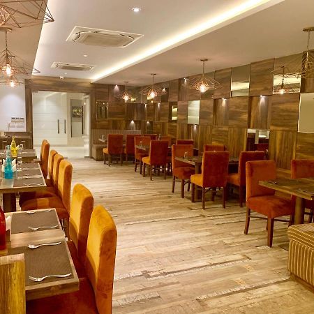 Hotel Amber Rudrapur Zewnętrze zdjęcie