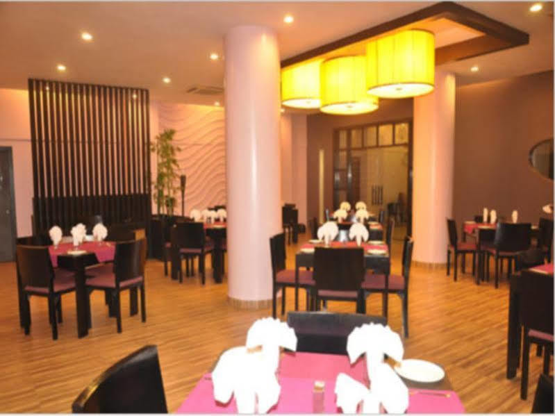 Hotel Amber Rudrapur Zewnętrze zdjęcie